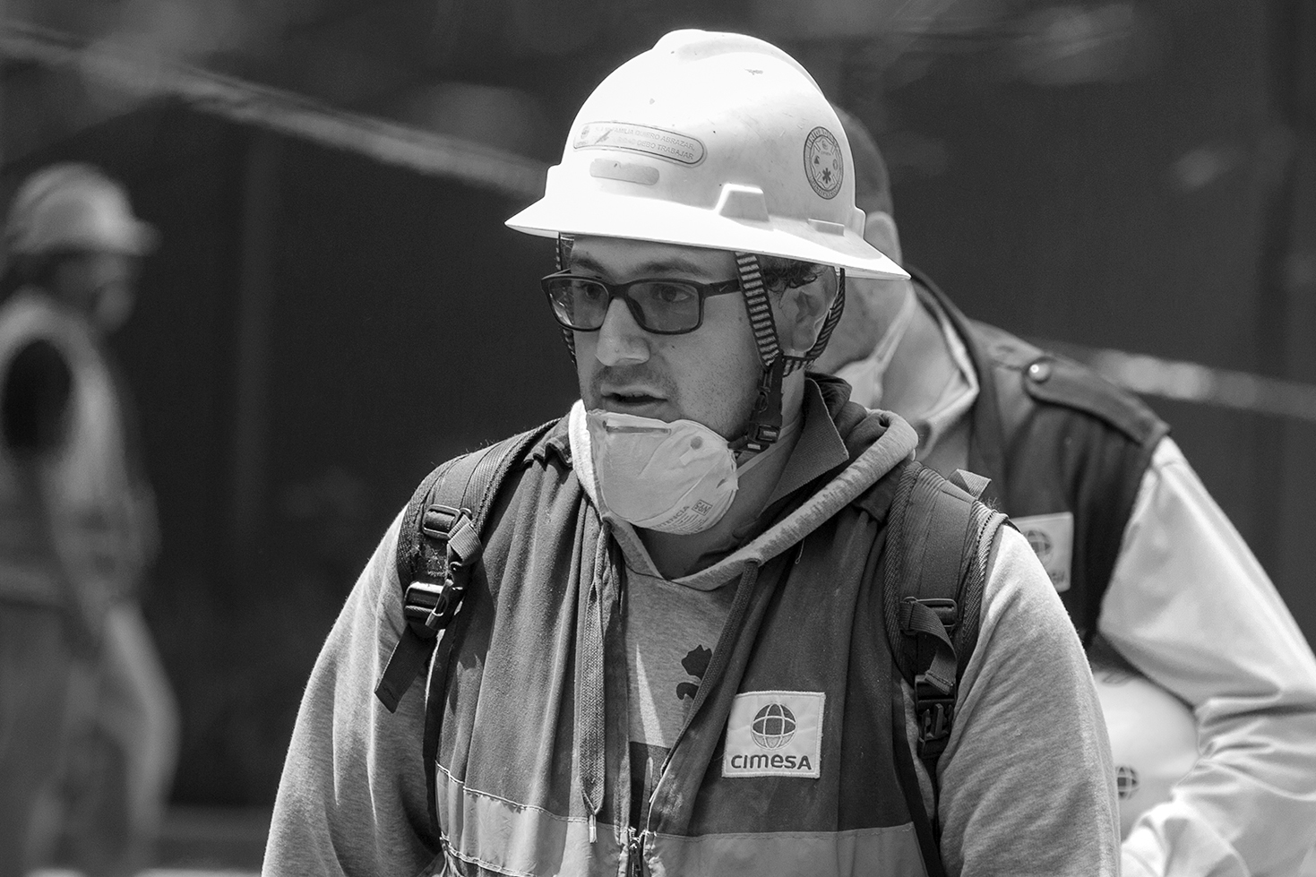 Earthquake, people's faces - Mexico